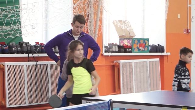 На базе школы №13 существует секция настольного тенниса смотреть онлайн