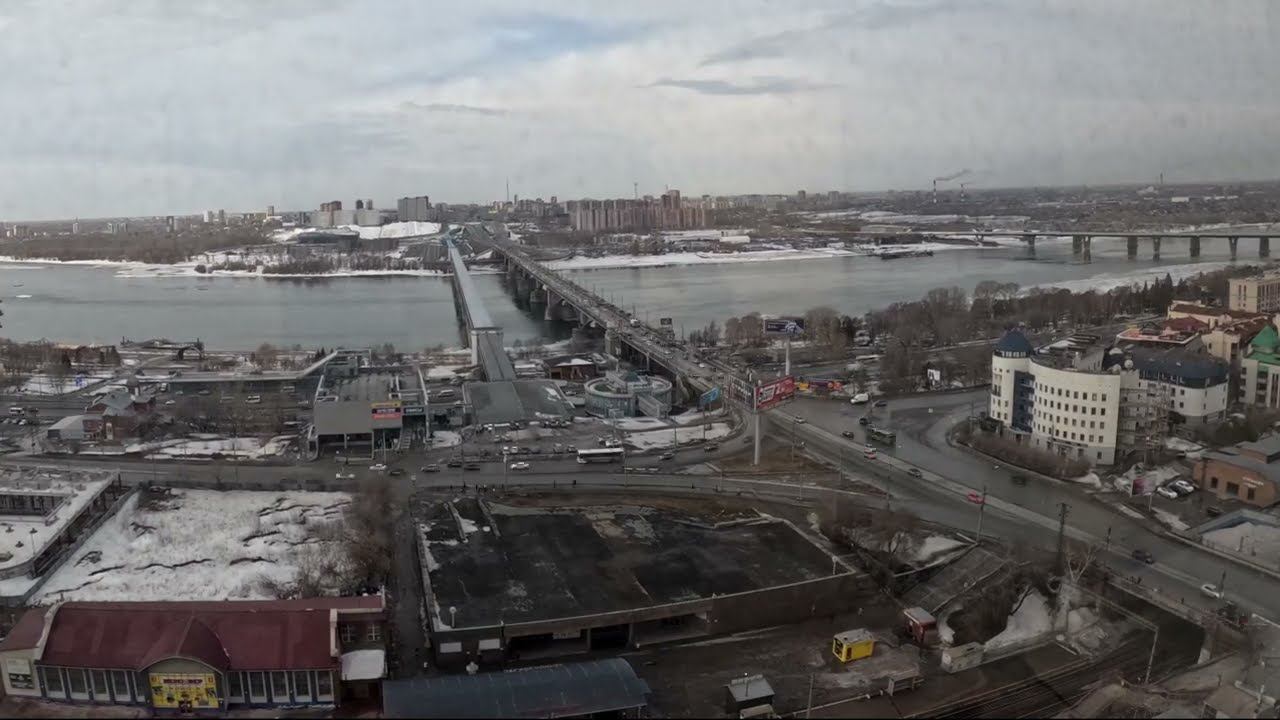 Новосибирск Октя́брьский Коммуна́льный мост