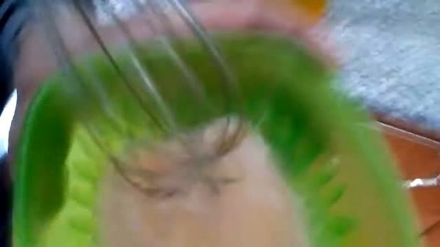 что будет если смешать молоко, соевый соус и подсолнечное масло?