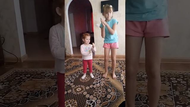 Веселушки хохотушки.