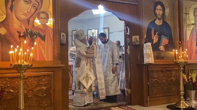 Святкове богослужіння у день свята Преображення Господнього в кафедральному соборі.