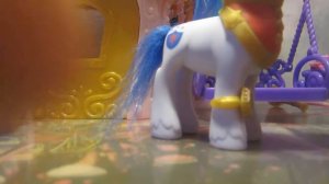 Обзор замка MLP свадбба Принцессы Каденс и Шанина Армора
