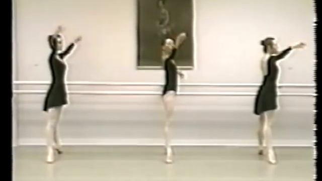 Plie. 2 class. Galina Mezentseva.