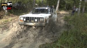 оффроад УАЗ на военных мостах, Jeep Cherokee и Нива на бездорожье. Маршрут всё веселее