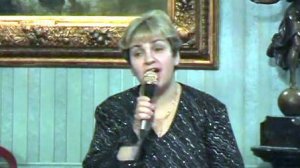 "Душа отозвалась" (запись 2004 г.). Поёт Надежда Вдовкина, аккомпанирует Дьяченко Марина Петровна.