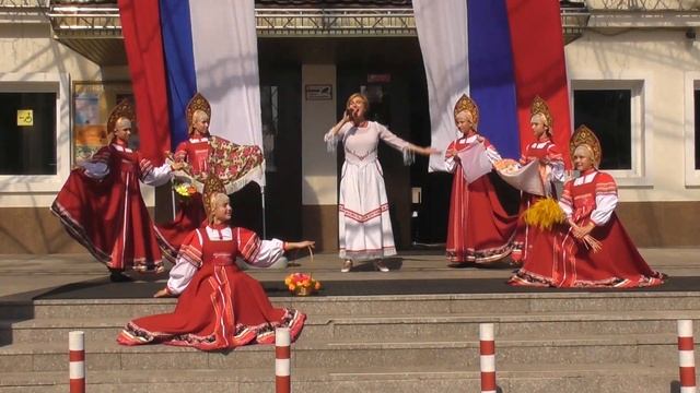 ДЕНЬ ФЛАГА РОССИИ • ДОМ КУЛЬТУРЫ ЛУЧ