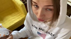 ДЕВУШКА ХОТЕЛА СОУС ДЛЯ БУРГЕРА И ПОЛУЧИЛА МОЕГО ФИРМЕННОГО СОУСА