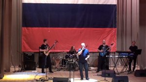 "Лишь позавчера" слова Л. Дербенева музыка В. Добрынина