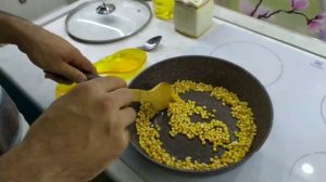 Сладкий попкорн на сковороде