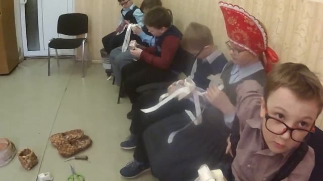 Школа – центр социума,Именно такая среда поможет сформировать навыки договариваться! смотреть онлайн