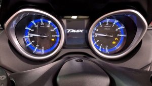 Yamaha t max 530 2018 akrapovic sound and preview