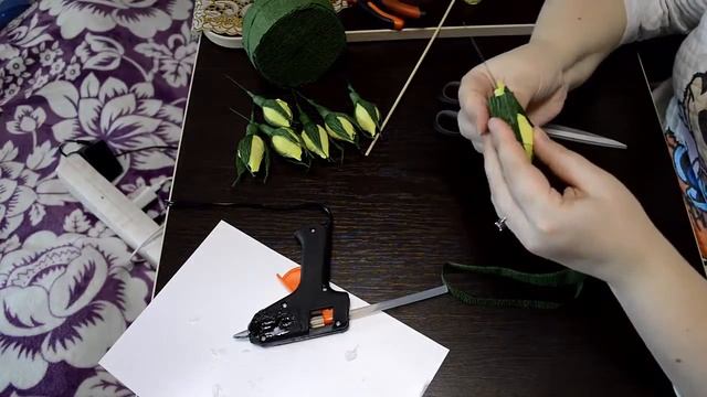 Букет из киндер сюрпризов для девочек своими руками \ Flowers of Kinder for girls