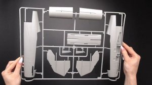 Trumpeter 1/32 F-14A Tomcat scale model aircraft