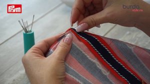 Как обработать низ изделия: швейный мастер-класс