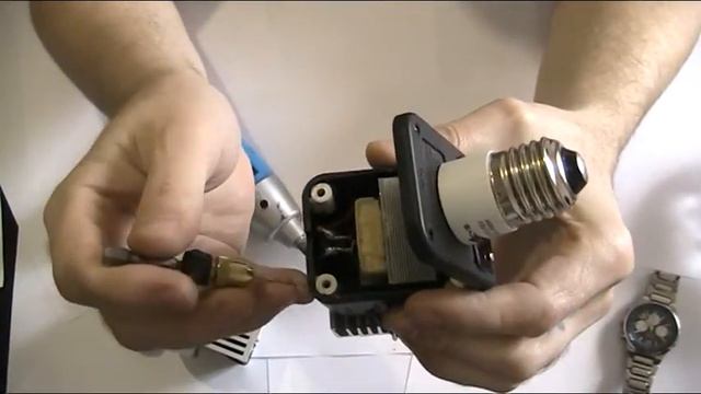 Светодиодная лампа своими руками из 10 ватного светодиода смотреть онлайн