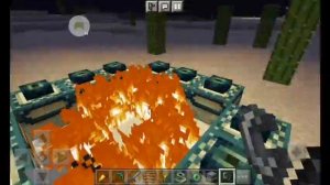 Пытаемся попасть в Край и стравливаем чешуйниц со странниками Края в Майнкрафте (серия 11)