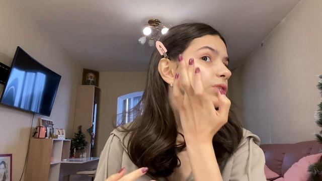 Повторяю трендовый макияж как у Hailey Bieber’s //// clean makeup/// AngelinaTs смотреть онлайн