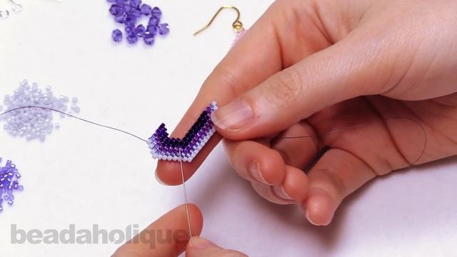 How to Bead Weave Ombre Window Earrings смотреть онлайн