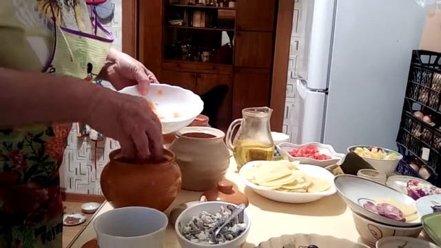 Готовим кролика в горшочке!!!