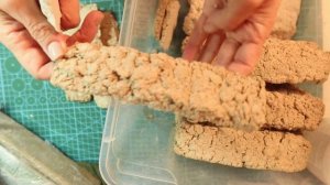 Яичные Лотки не выбрасываю. Хлам в дело.