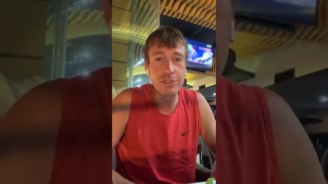 Алекс Лесли о женской стеснительности
