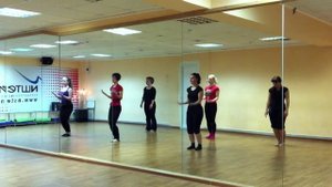 Разминка на экзамене по джаз-модерну 2011.MOV