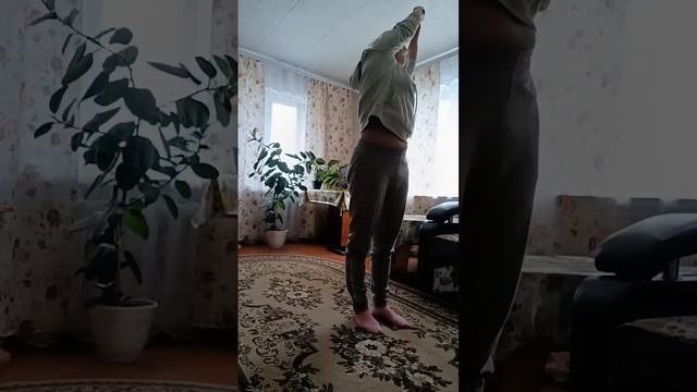 Йога под видео! Йога в походных условиях! #практикайоги #хатхайога #йогаонлайн #счастье