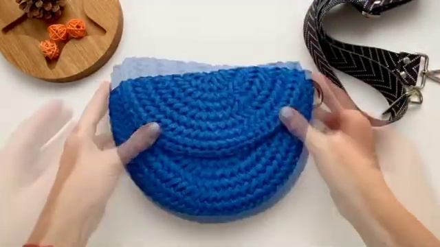 Видео-обзор сумки «Дилайла» из полиэфирного шнура Caramel смотреть онлайн