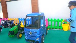 Сеня и Папа как Воришка и Полицейский