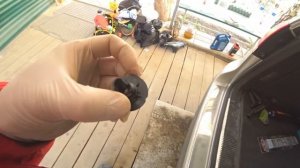 Изгоняем главного сверчка из салона Фольксваген Туарег. Как устранить скрип в салоне авто.