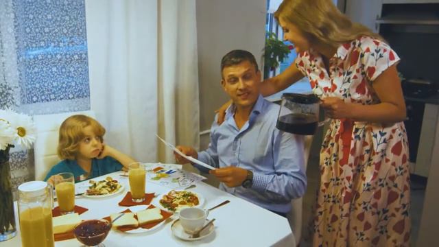 Бернский зенненхунд Уранус в социальном ролике. смотреть онлайн