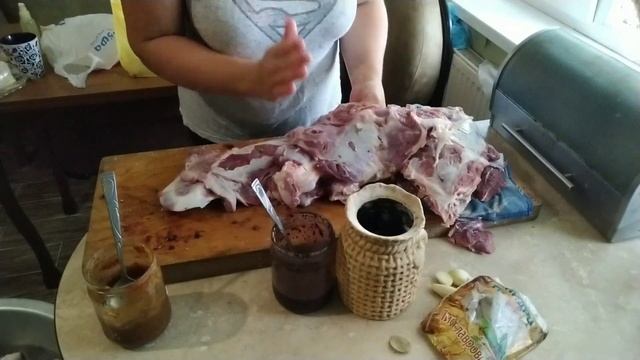 Обрезаю жасмин.Мариную козьи ножки.Козы. смотреть онлайн