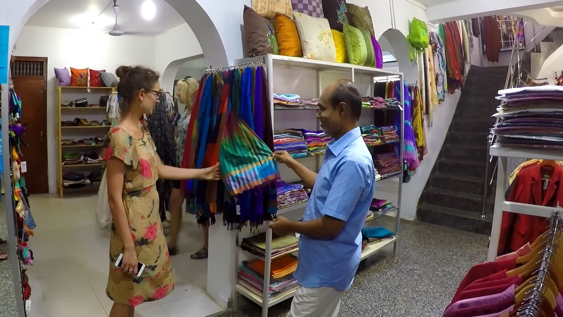 Natural Silk Factory смотреть онлайн