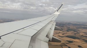 Ryanair Boeing 737 Landing into London Stansted
