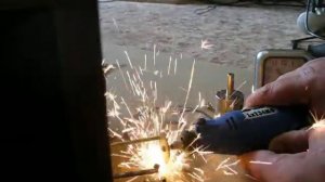 Тест отрезных дисков на бор машине ДРЕМЕЛ или БОШ . Что круче.