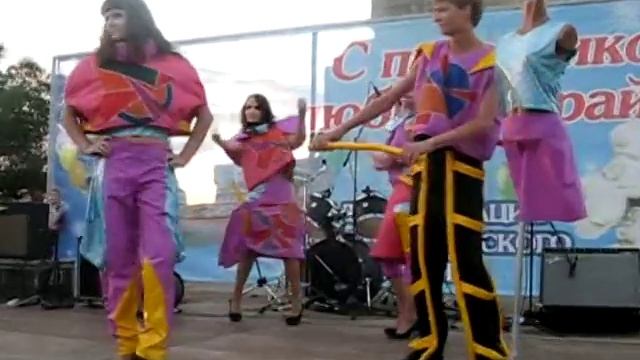 Показ коллекции одежды Архитектоника движения