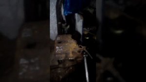 Самый эффективный способ сорвать штуцар-тавотницу на ржавом суппорта