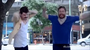 Все танцуют локтями-клип малышей😎