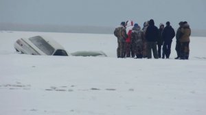 Машина на Рыбалке Провалилась Под Лёд! Рыбалка в Тавричанка!