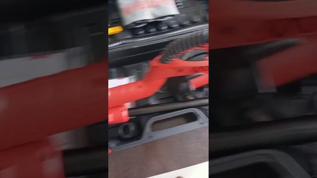 Шлифмашина для стен и потолков FELISATTI МШ-750Э