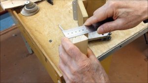 Как быстро и точно размечать заготовки для токарных работ по дереву.