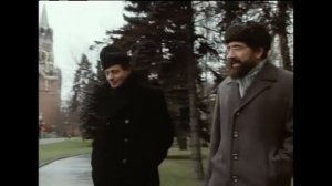 Сталин в фильме Stalin  Роберт Дюваль 1992
