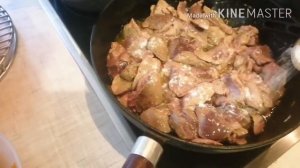 Паштет из утиных потрошков.