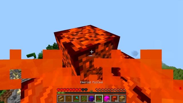 Майнкрафт, но Я и СЫНОК СПРЯТАЛИСЬ ПОД КРОВАТЬЮ ОТ ХАГГИ ПОЖИРАТЕЛЬ В МАЙНКРАФТ MINECRAFT смотреть онлайн