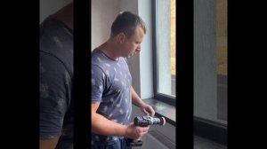 Как снять пленку с подоконника