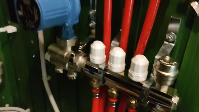 Водяной тёплый пол без стяжки и грязных работ который не замёрзнет зимой. смотреть онлайн