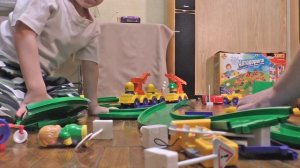 Собираем детскую игрушку: Конструктор Автодорога Bauer Кроха (от 3-8 лет, 224 элемента).