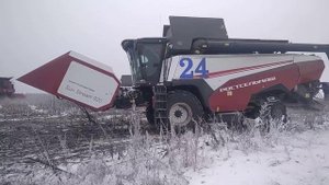 1 декабря. Продолжаем уборку подсолнечника. Последние 600 га.