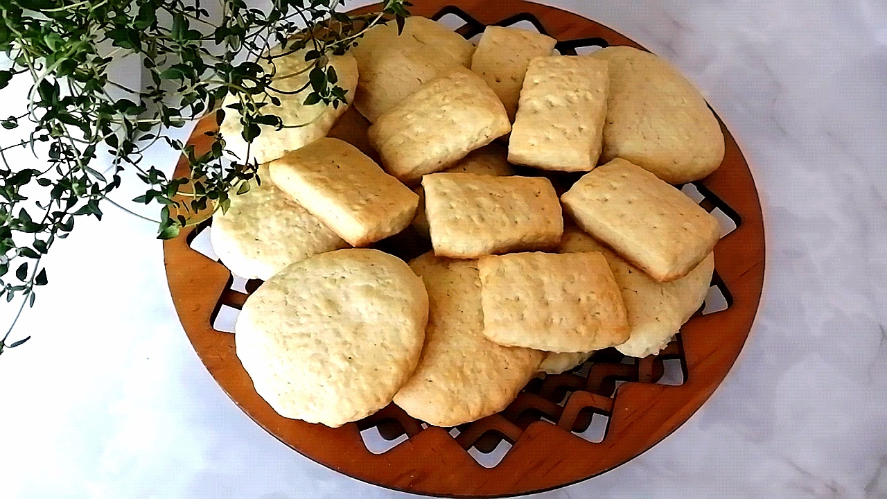 Печенье с Сыром. Простое, рассыпчатое печенье с сыром.