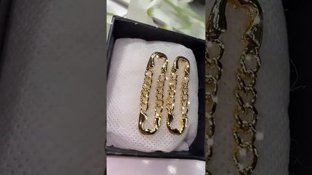 Серьги бижутерия "Булавка подвижная на цепочка " золото смотреть онлайн